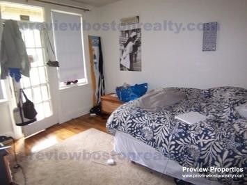 1626 Commonwealth Ave, Brighton