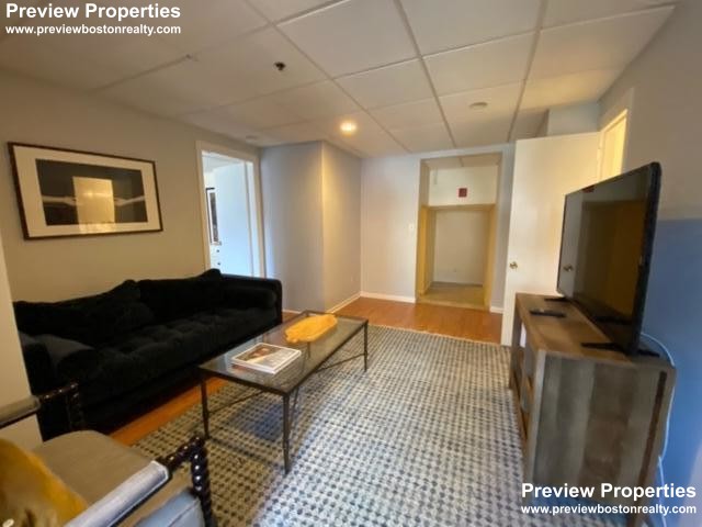62 Boylston St, Back Bay