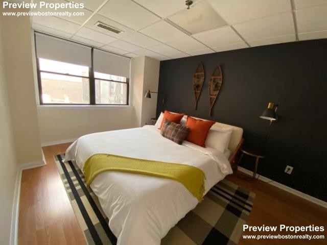 62 Boylston St, Back Bay