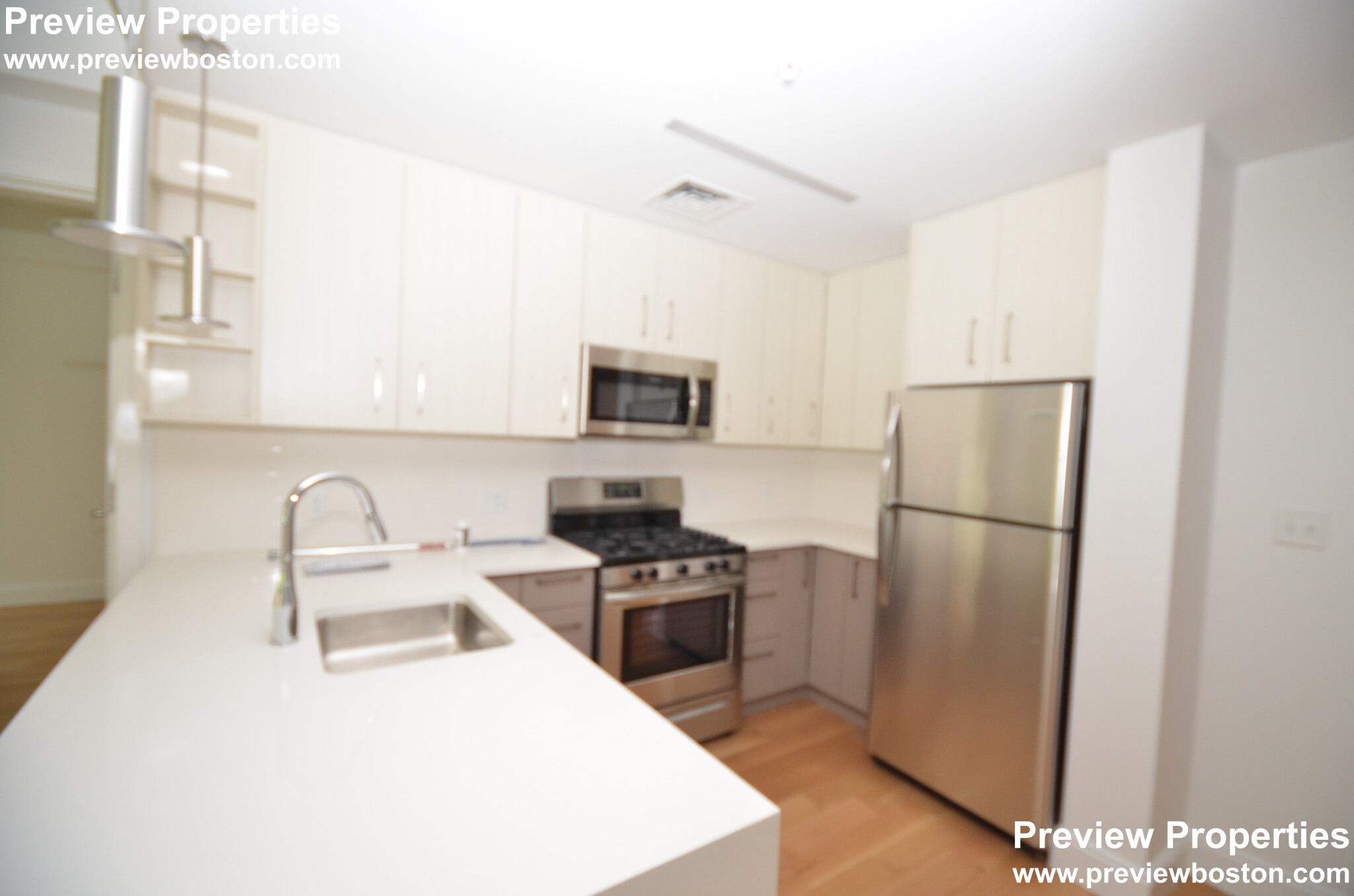 150 Camden St, Roxbury