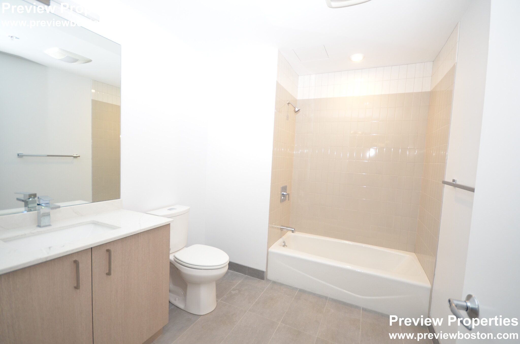 150 Camden St, Roxbury