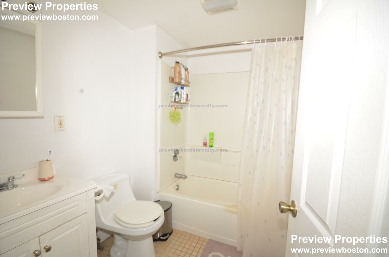 62 Egmont St, Coolidge Corner