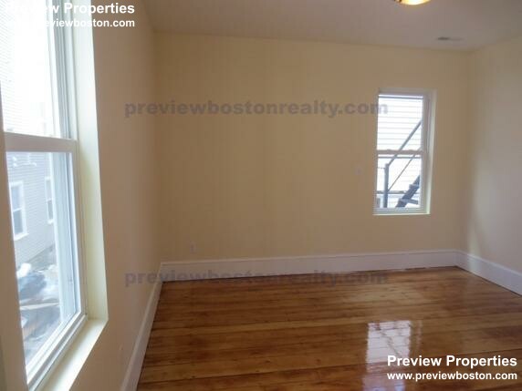 5 Smythe St, Brookline Hills