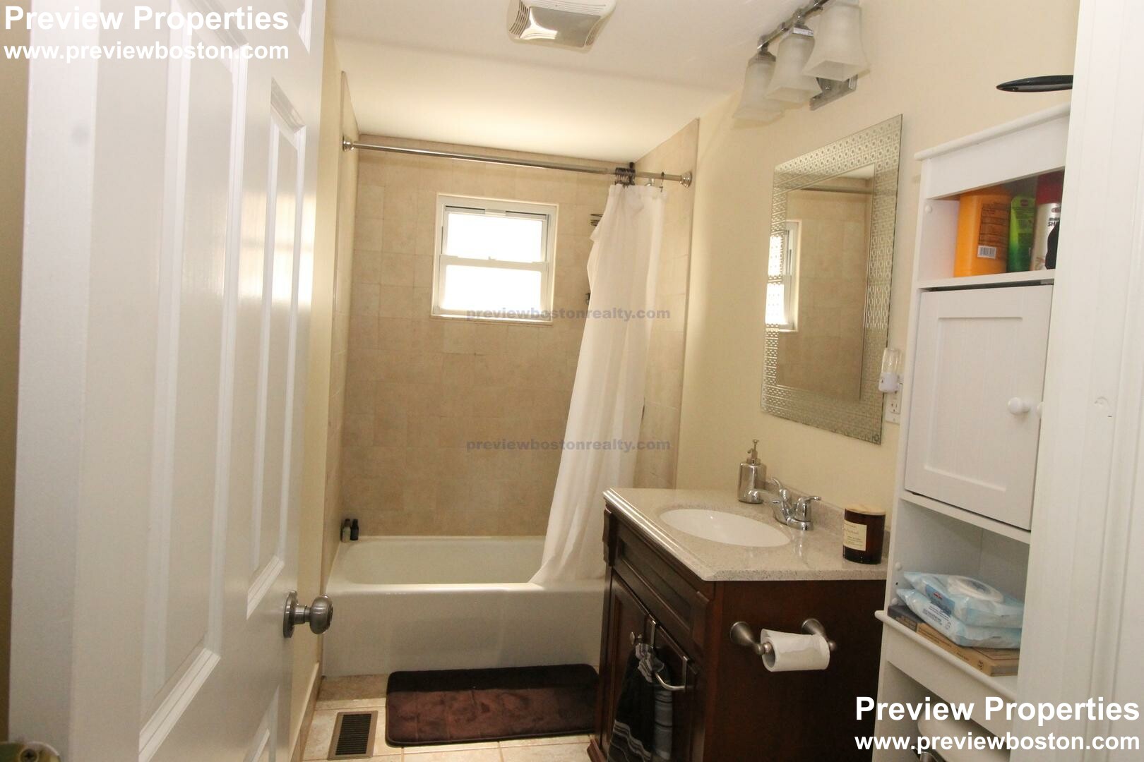 61 Poplar St, Mount Auburn (Watertown)