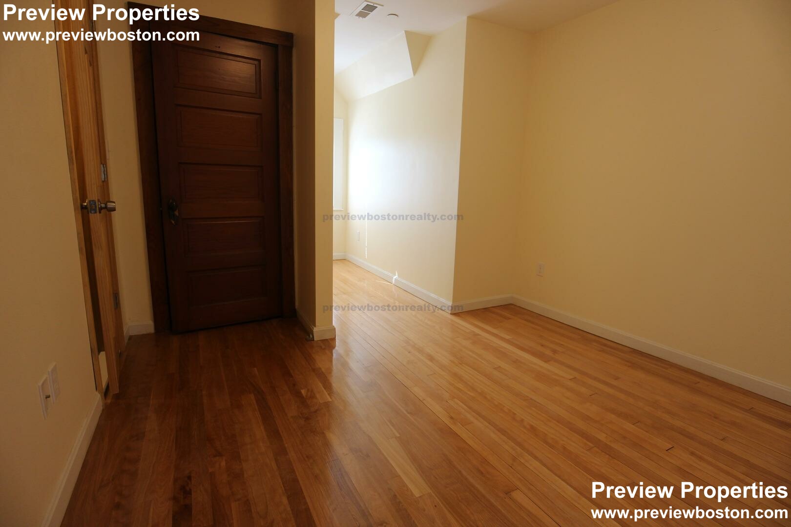 34 Bentley, Brighton