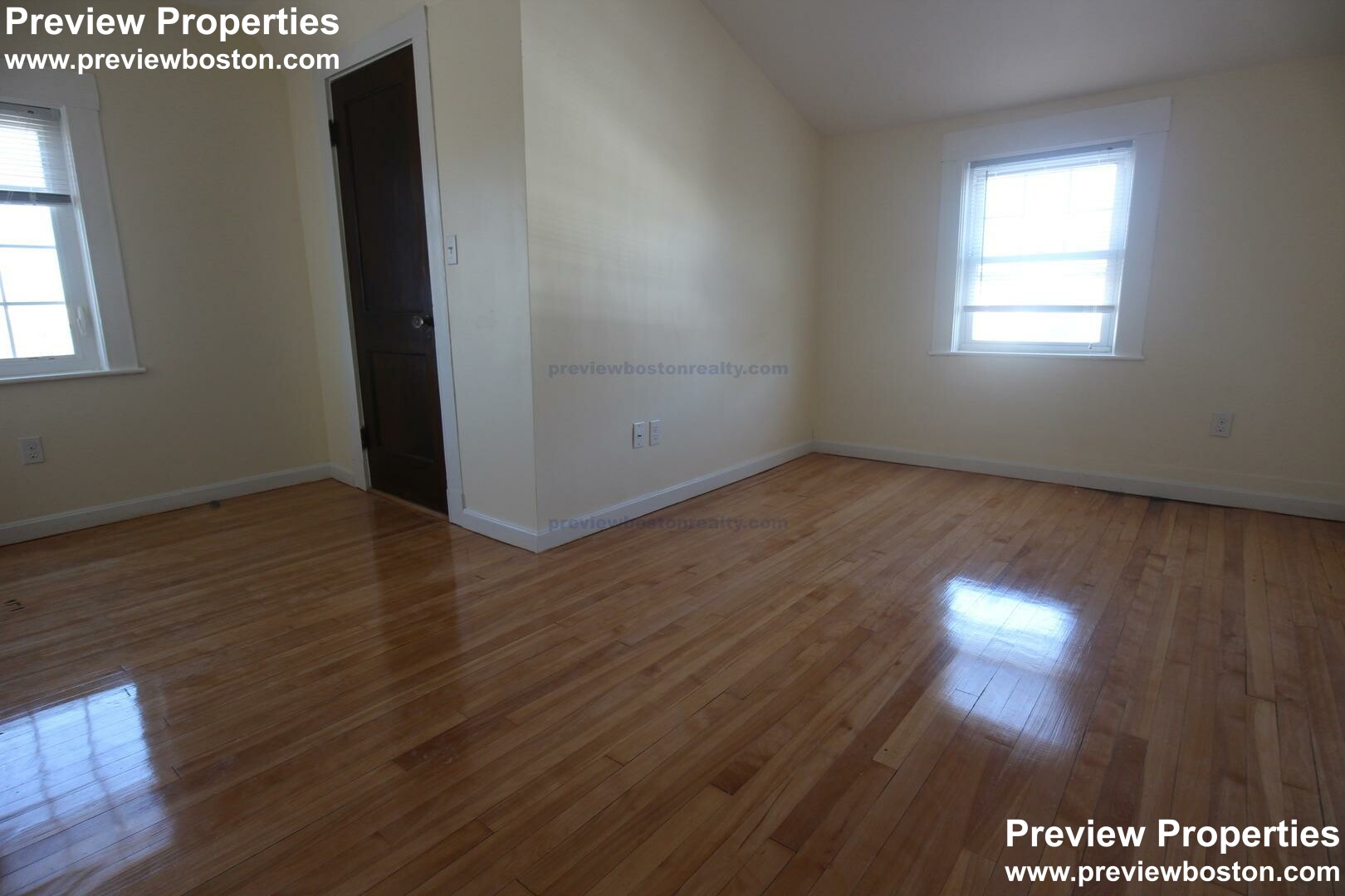 34 Bentley, Brighton