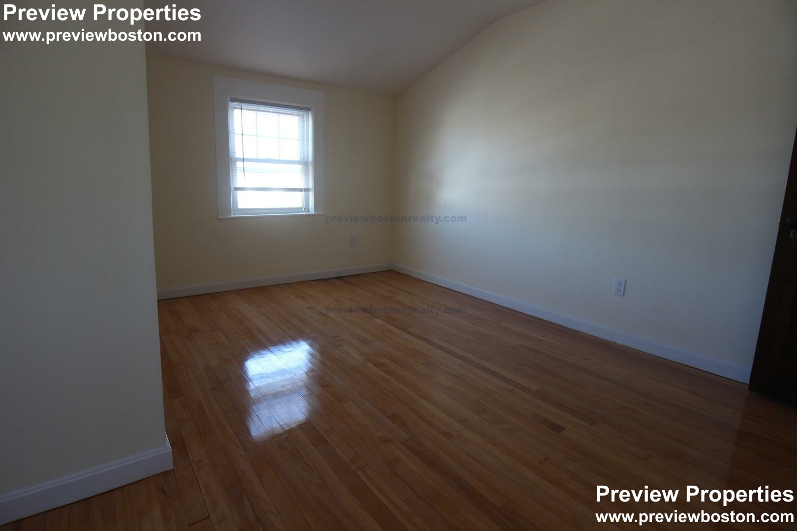 34 Bentley, Brighton