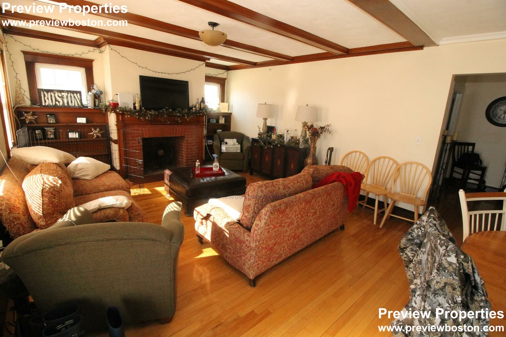 3 bed, 4+ bath apartment for rent at 35 Henshaw St Unit 2, Brighton — photo 3 of 12