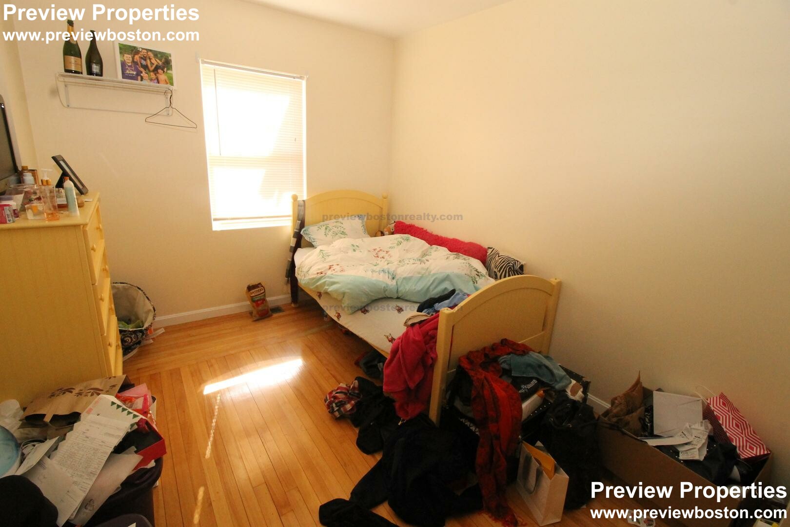 3 bed, 4+ bath apartment for rent at 35 Henshaw St Unit 2, Brighton — photo 10 of 12