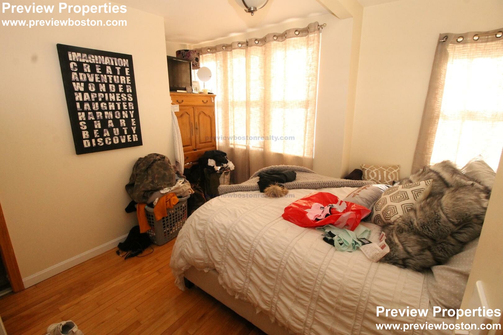 3 bed, 4+ bath apartment for rent at 35 Henshaw St Unit 2, Brighton — photo 12 of 12