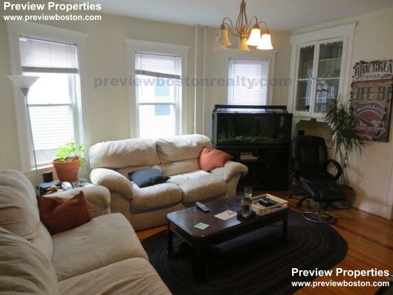 41 Easton St, Allston