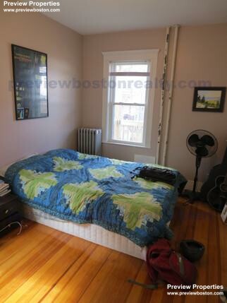 41 Easton St, Allston