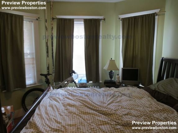 41 Easton St, Allston