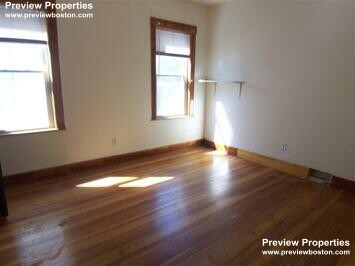 346 Faneuil St, Brighton