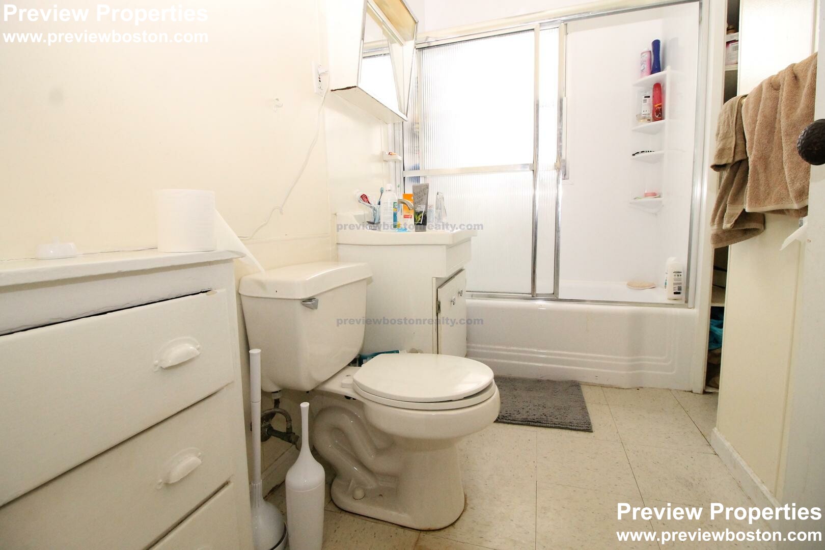 331 Faneuil St, Brighton