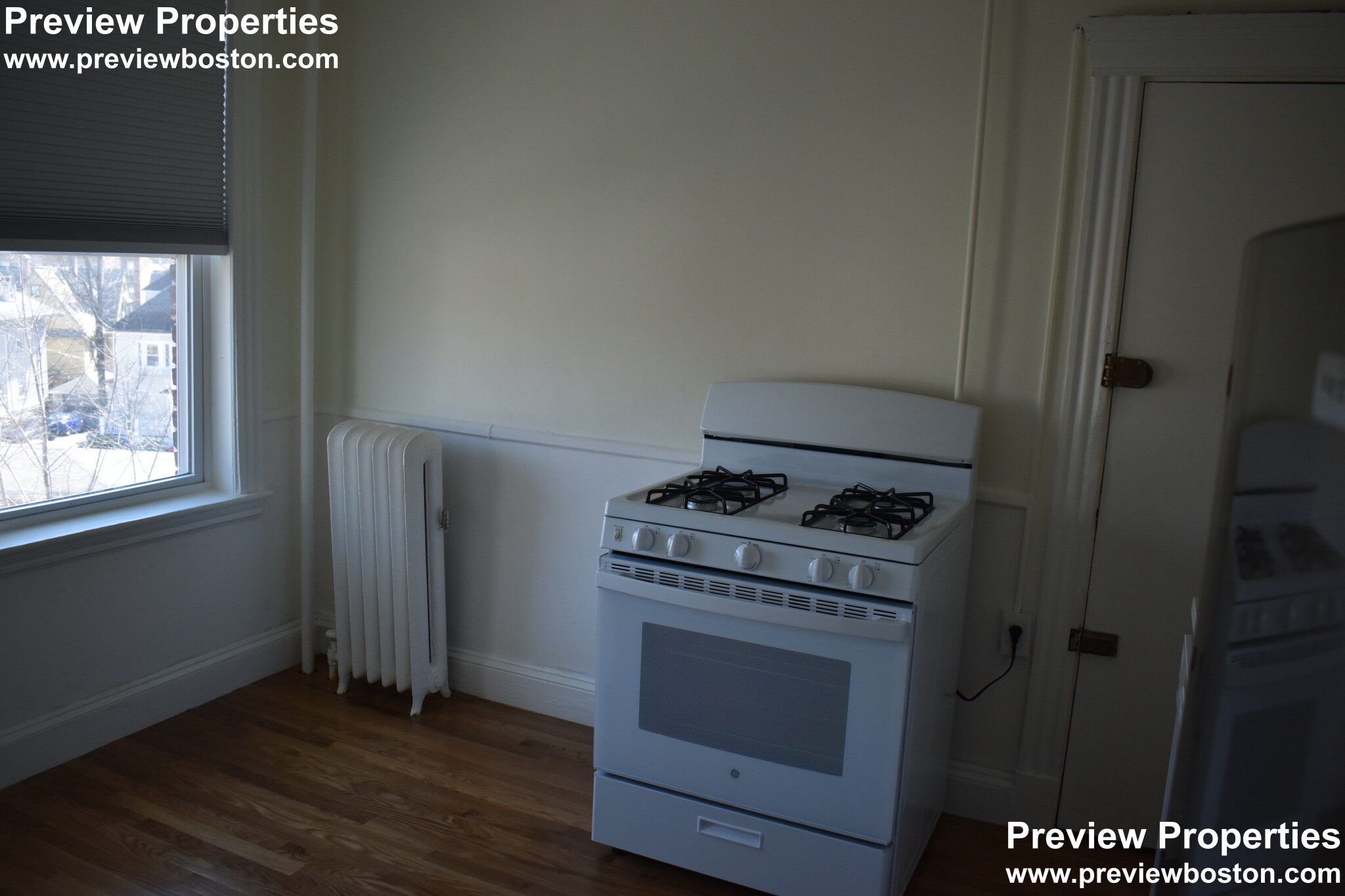 Studio bed, 1 bath apartment for rent at 70 Strathmore Rd Unit 7B, Brighton — photo 8 of 13