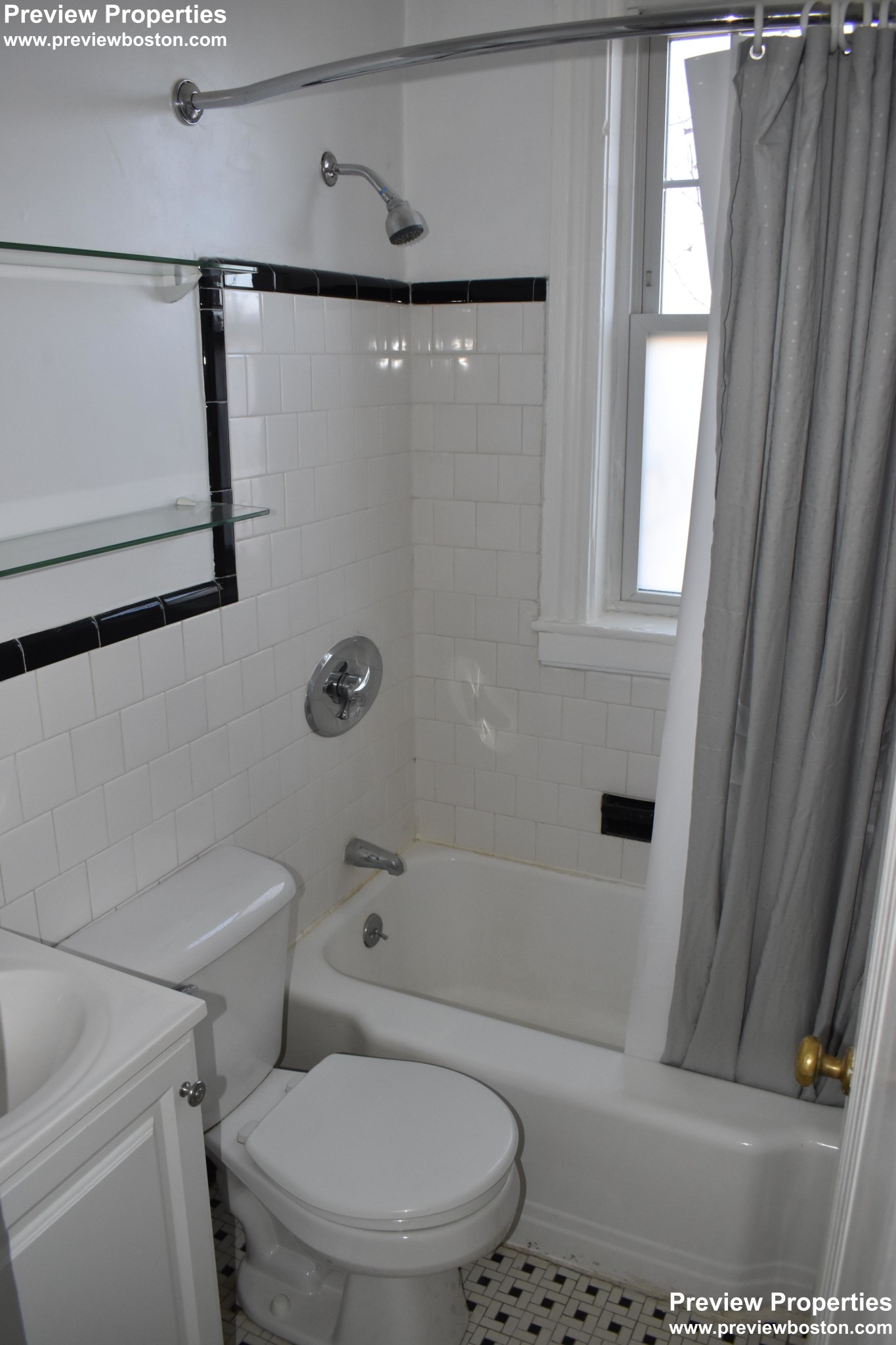 Studio bed, 1 bath apartment for rent at 70 Strathmore Rd Unit 7B, Brighton — photo 7 of 13