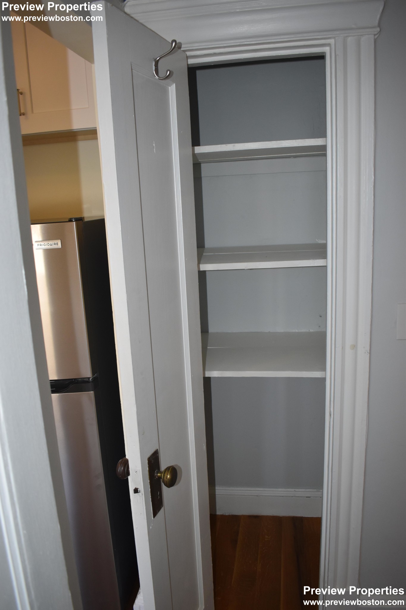 Studio bed, 1 bath apartment for rent at 70 Strathmore Rd Unit 7B, Brighton — photo 13 of 13