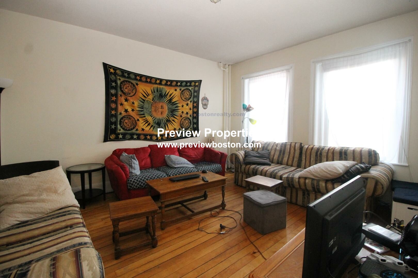 4 bed, 1 bath apartment for rent at 14 Glenville Ave Unit 2, Allston — photo 2 of 17