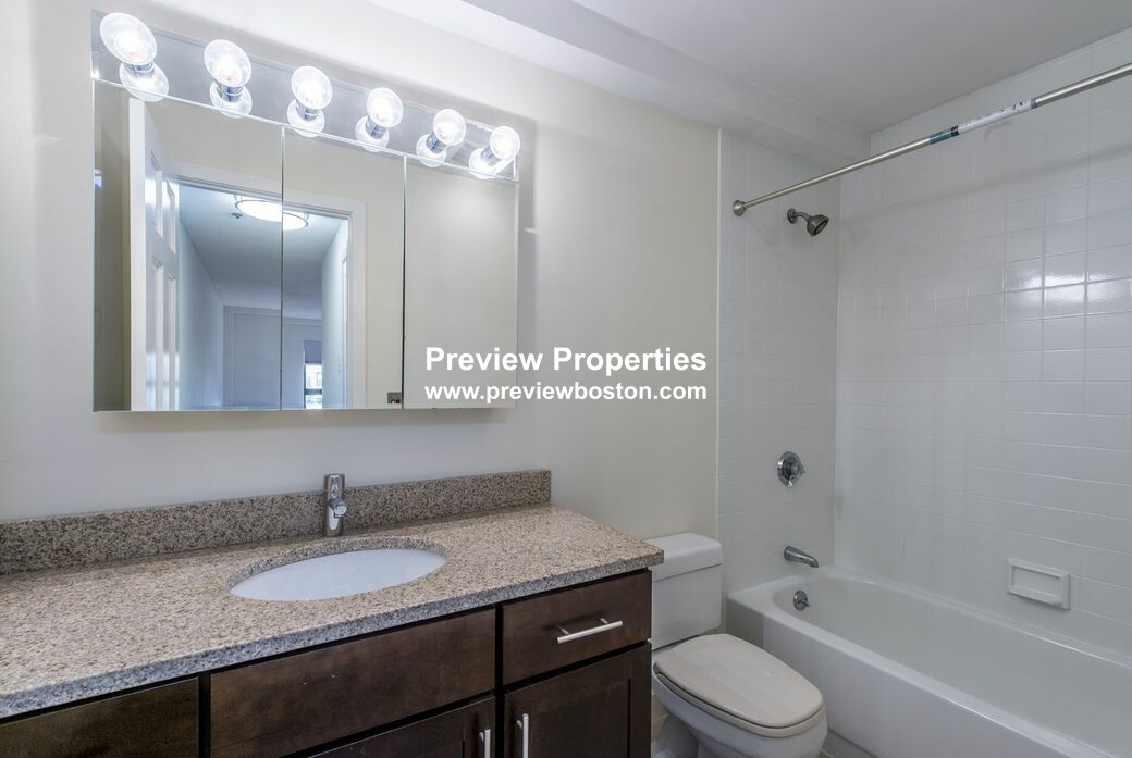 1111 Beacon St, Coolidge Corner