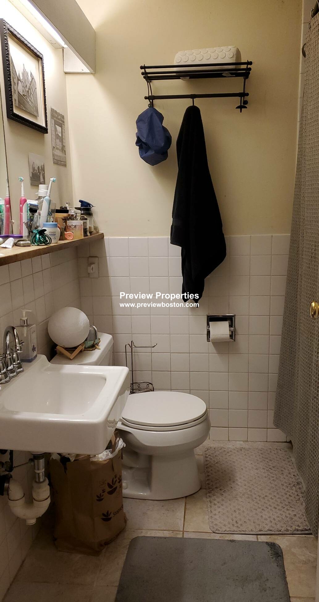 142 Kenrick St, Brighton