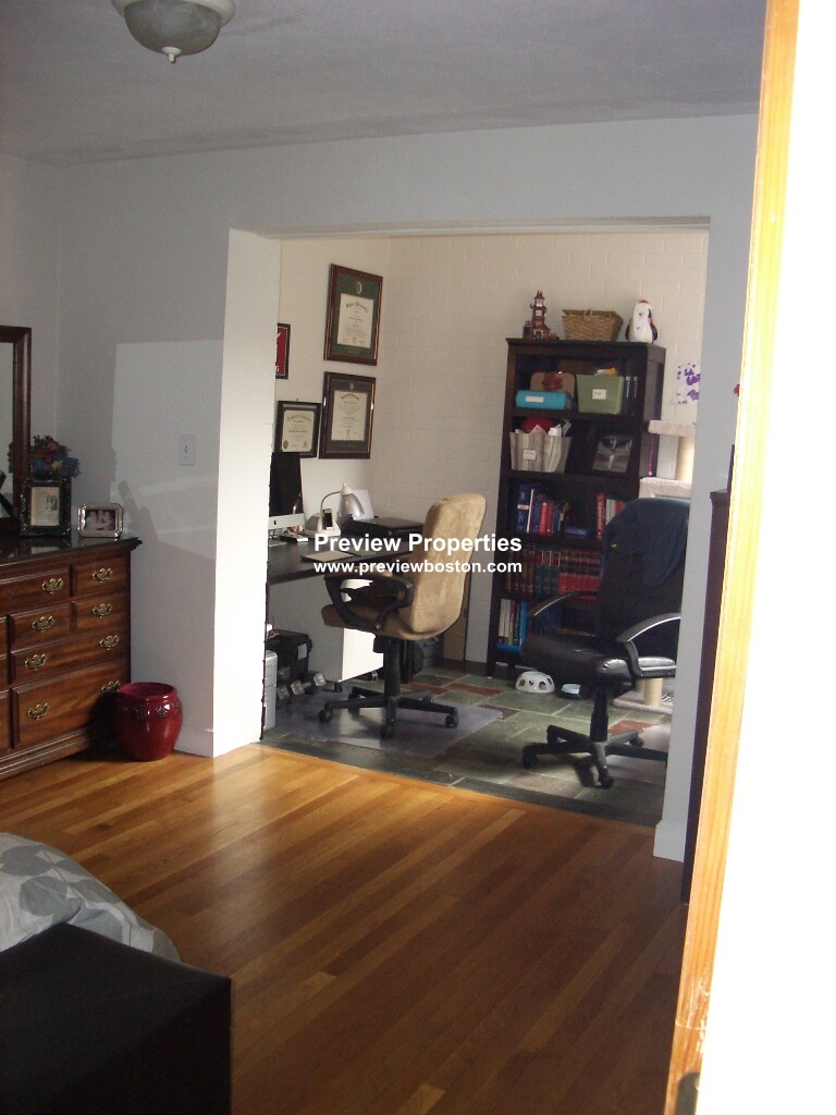 11 Commonwealth Ct, Brighton