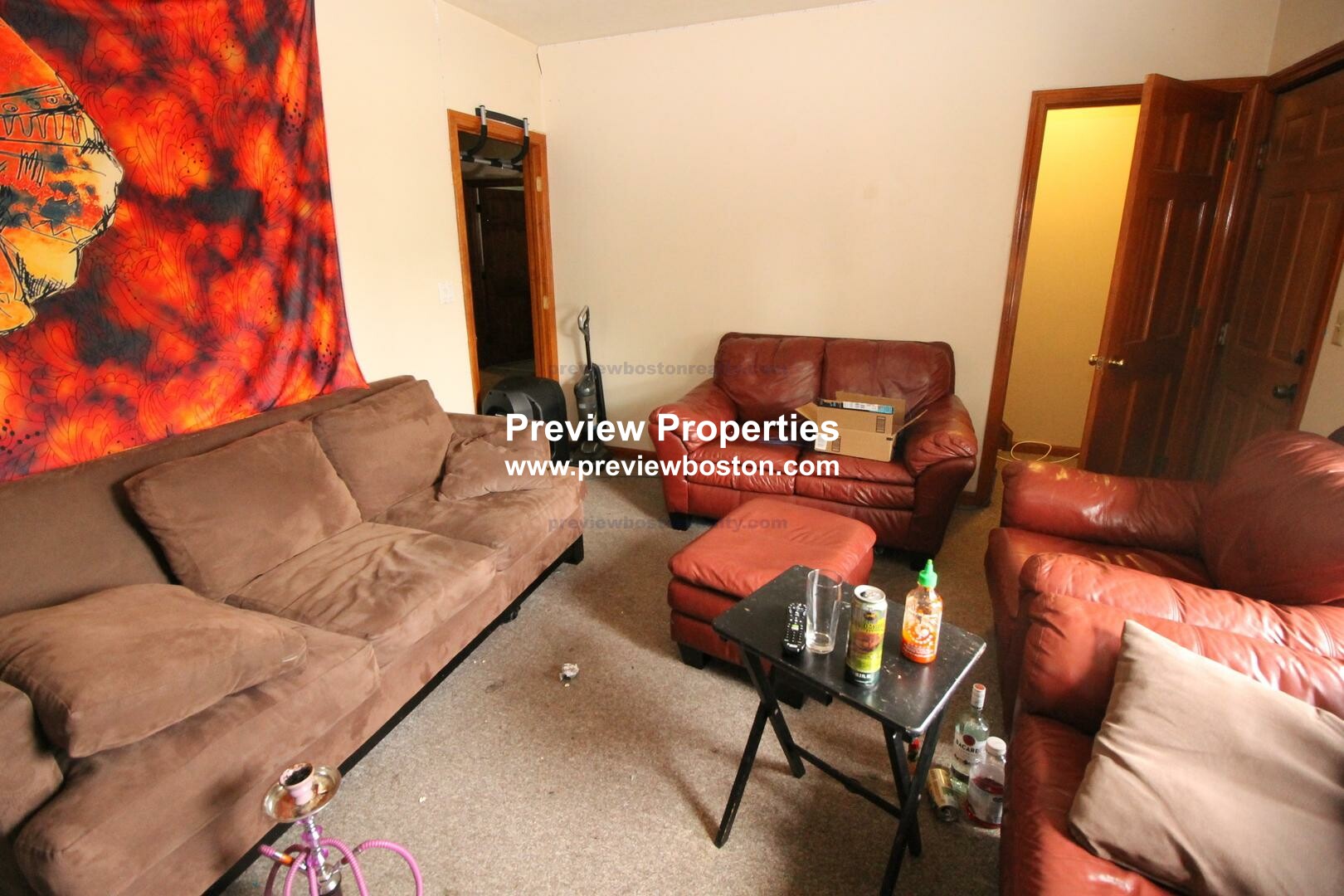 5 bed, 2 bath apartment for rent at 19 Priscilla Rd Unit 2, Brighton — photo 3 of 37