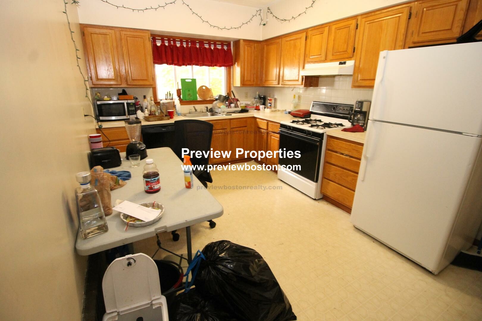 5 bed, 2 bath apartment for rent at 19 Priscilla Rd Unit 2, Brighton — photo 5 of 37