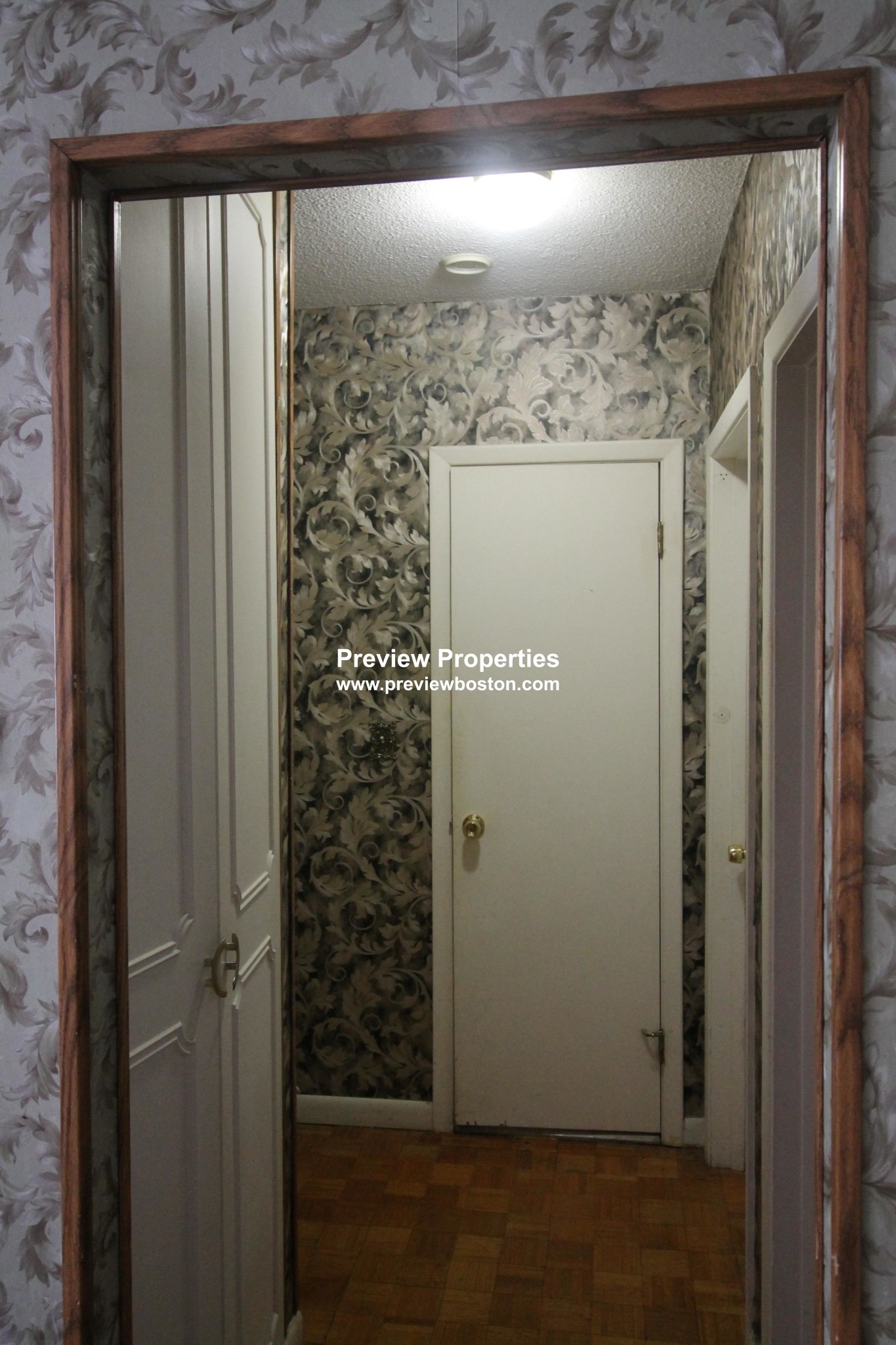 178 Lake Shore Rd, Brighton