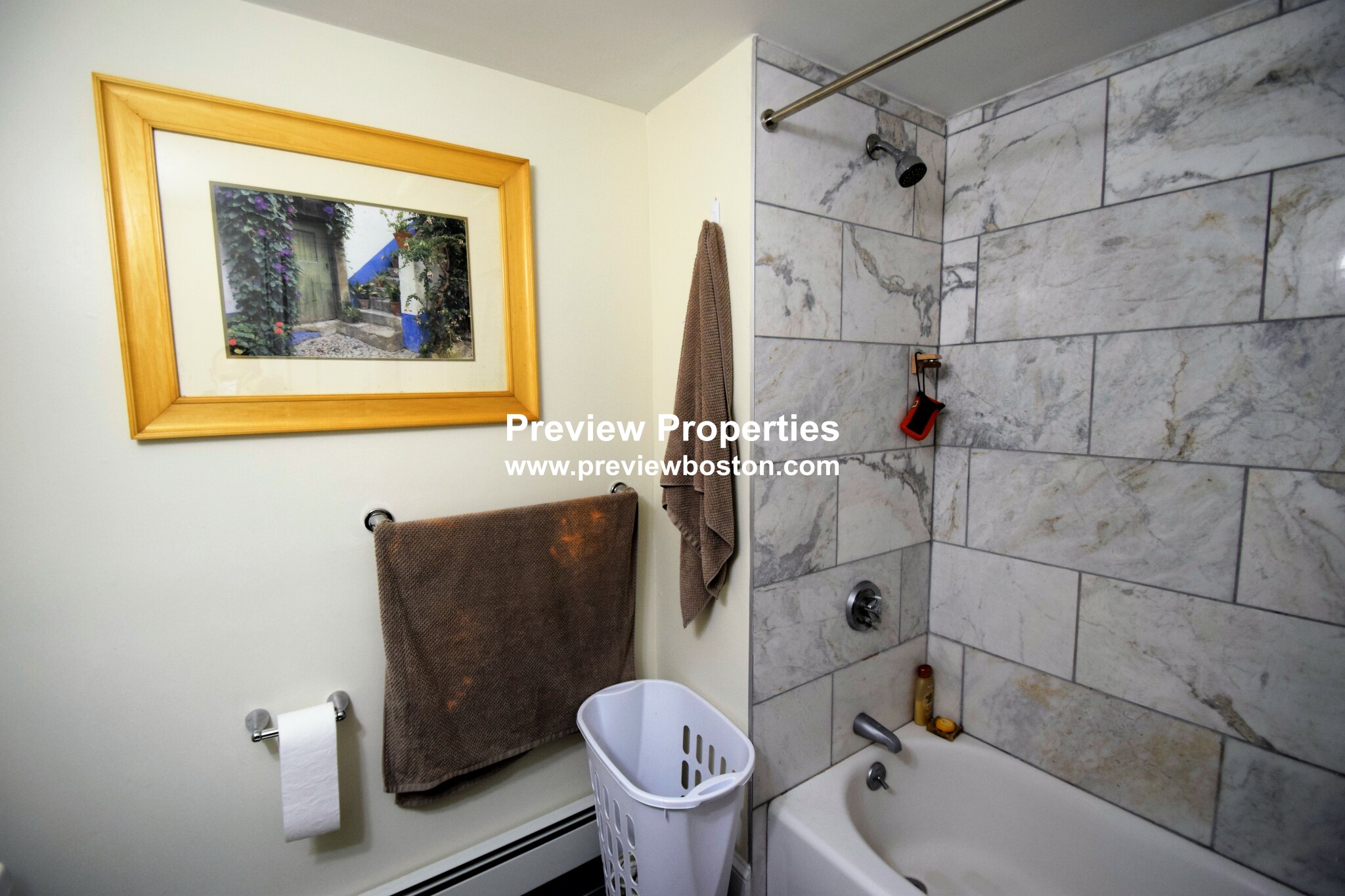 4 School St, Roxbury