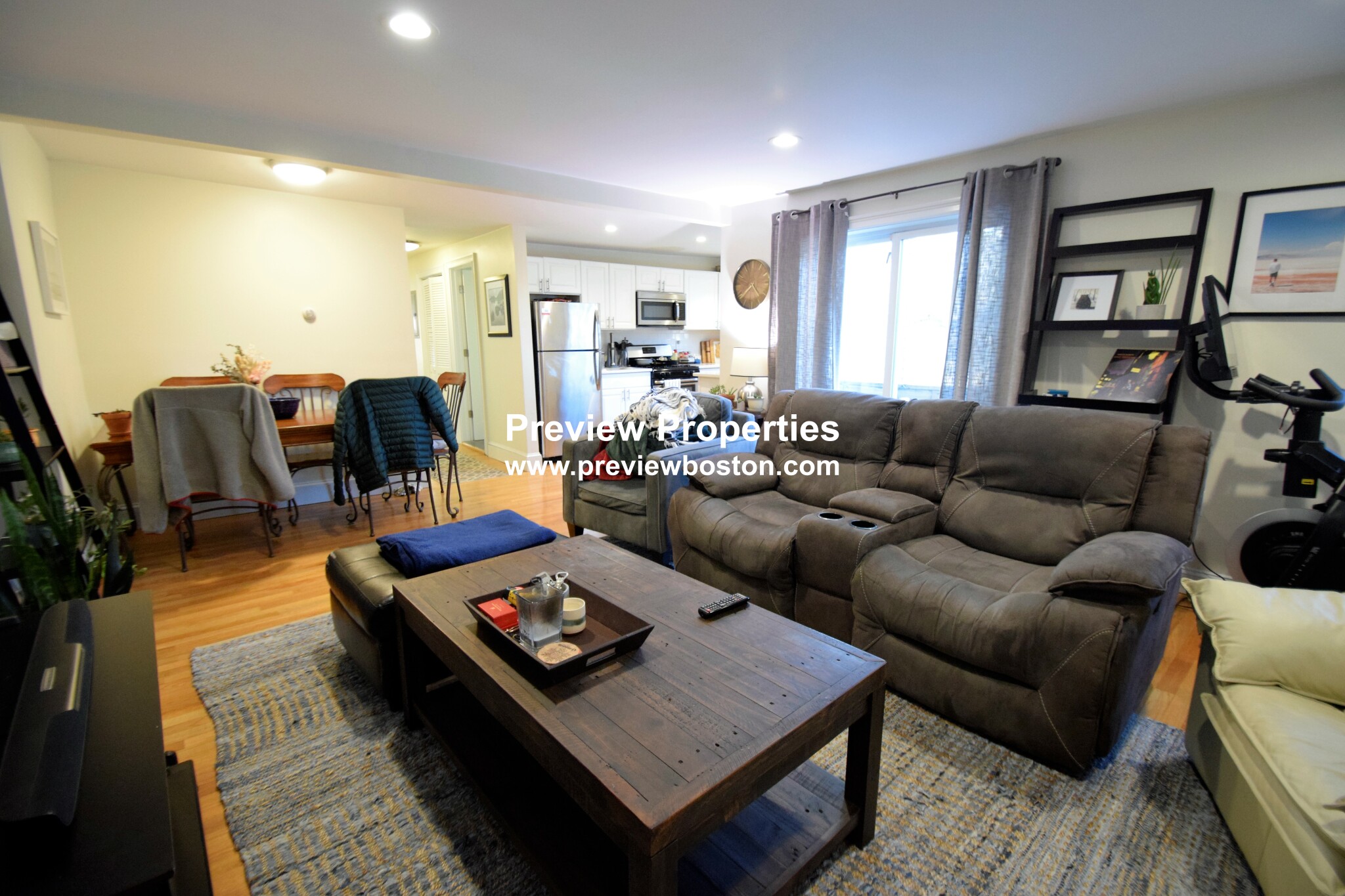 4 School St, Roxbury