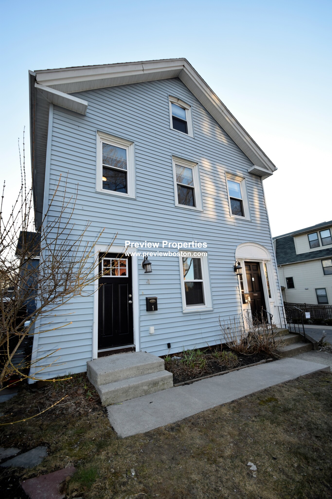 4 School St, Roxbury