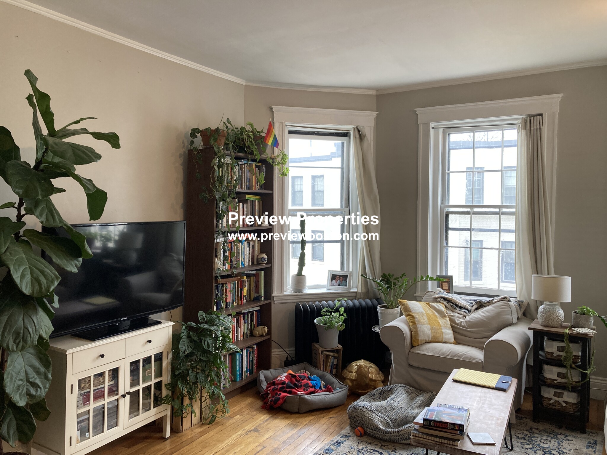 1572 Commonwealth Ave, Brighton