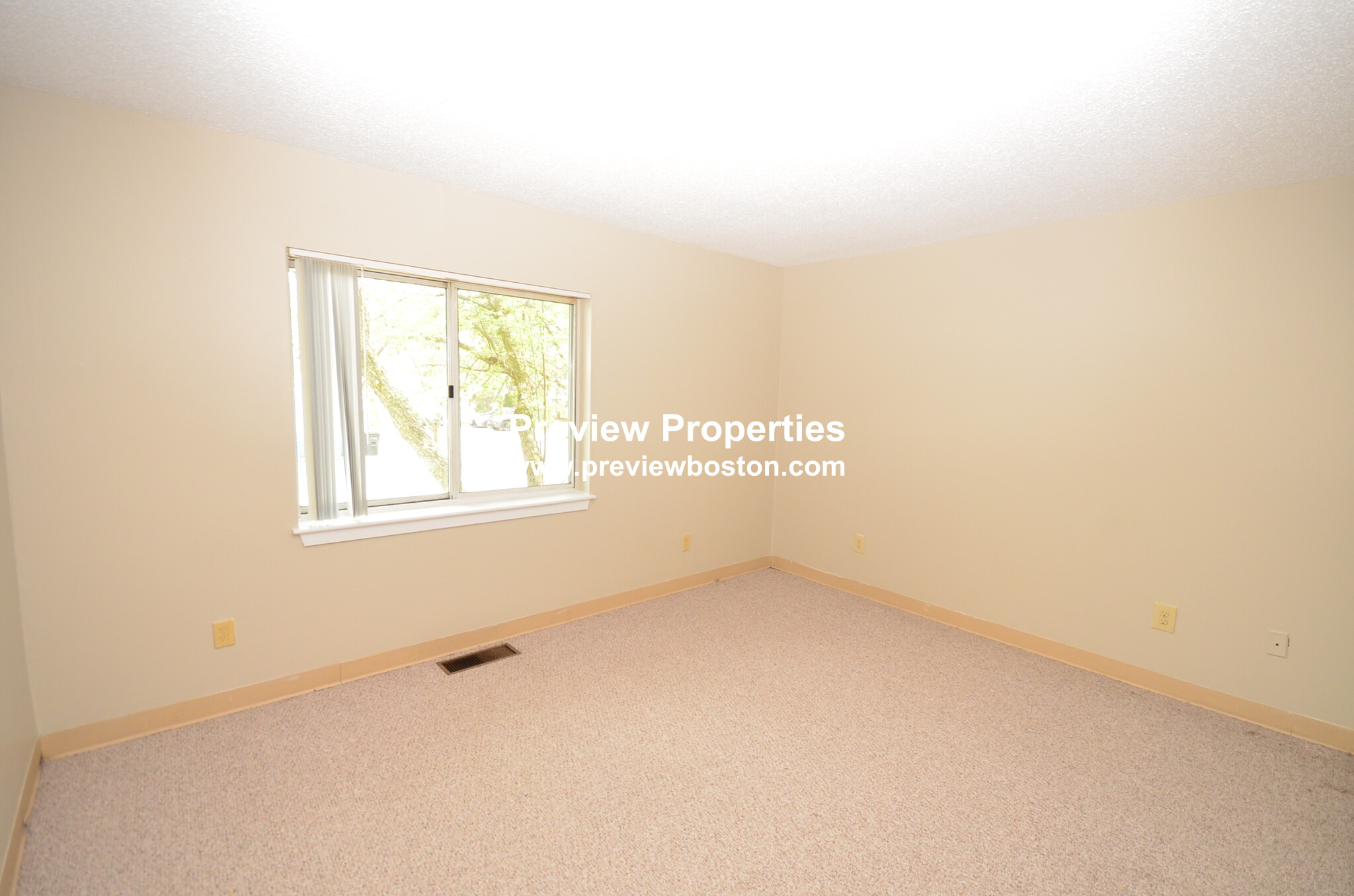 150 North Beacon St, Brighton