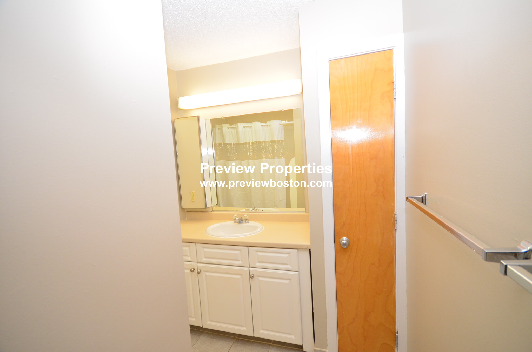 150 North Beacon St, Brighton