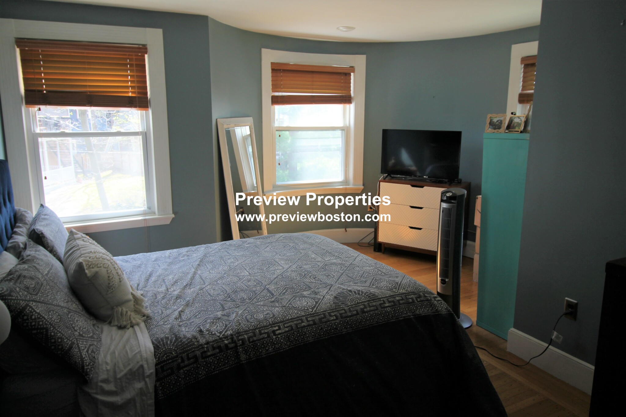 2 bed, 1 bath apartment for rent at 127 Kilsyth Rd Unit 4, Brighton — photo 10 of 13