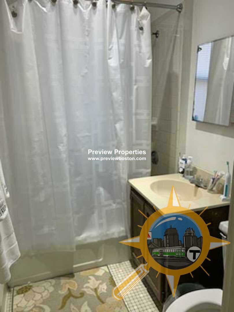 317 Summit Ave, Brighton