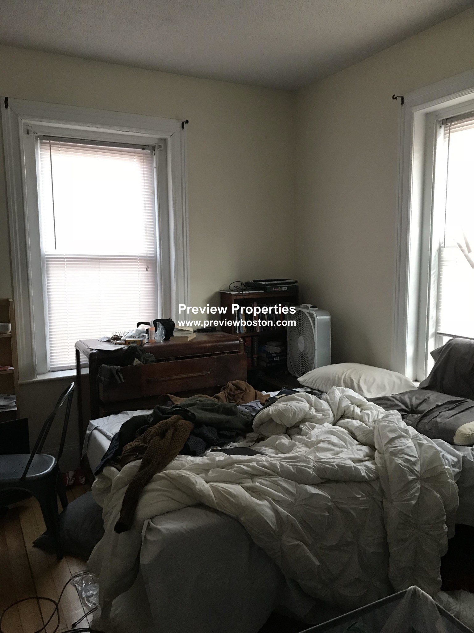4 bed, 1 bath apartment for rent at 14 Glenville Ave Unit 2, Allston — photo 16 of 17