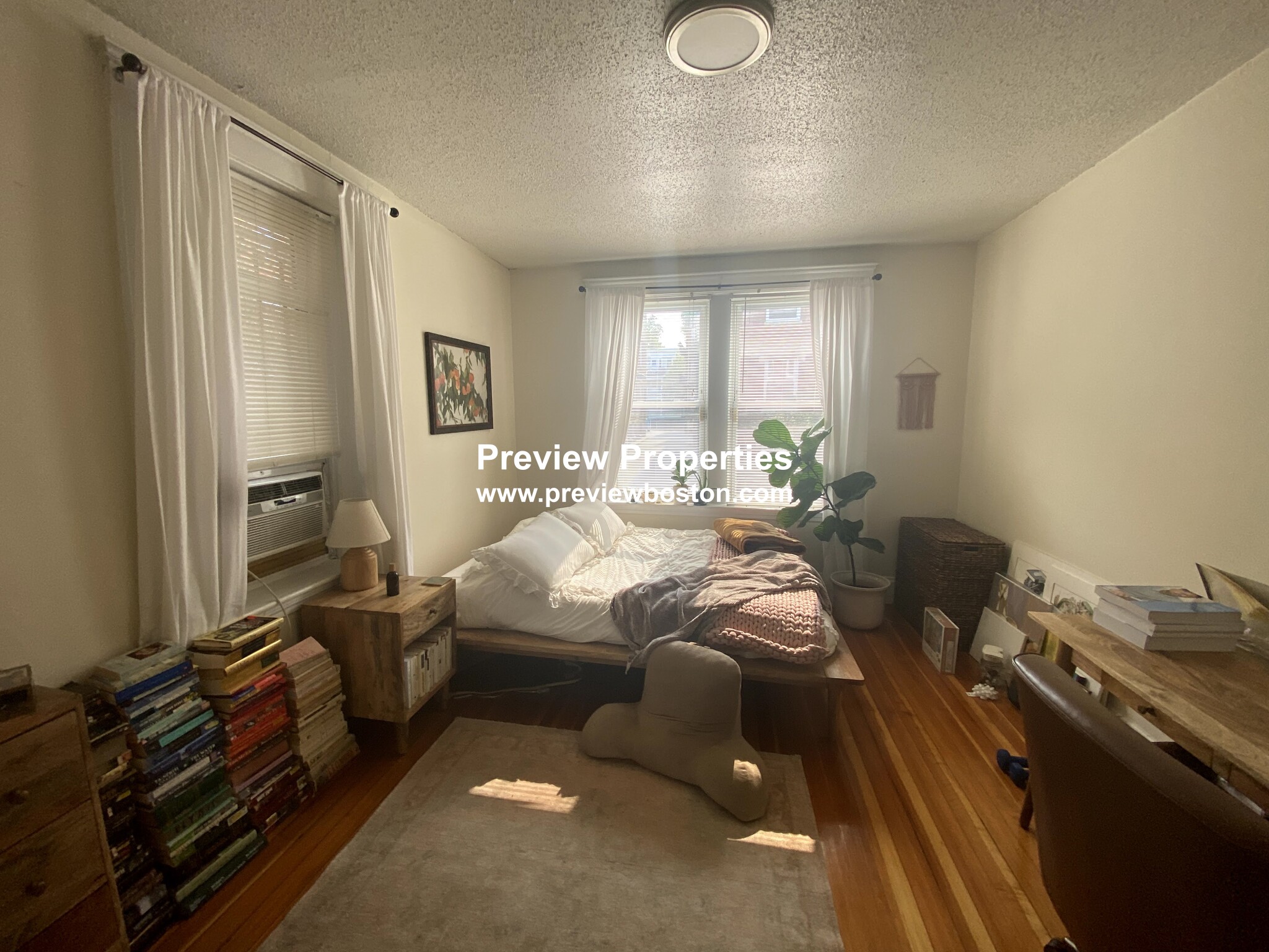 6 Barrows St, Allston