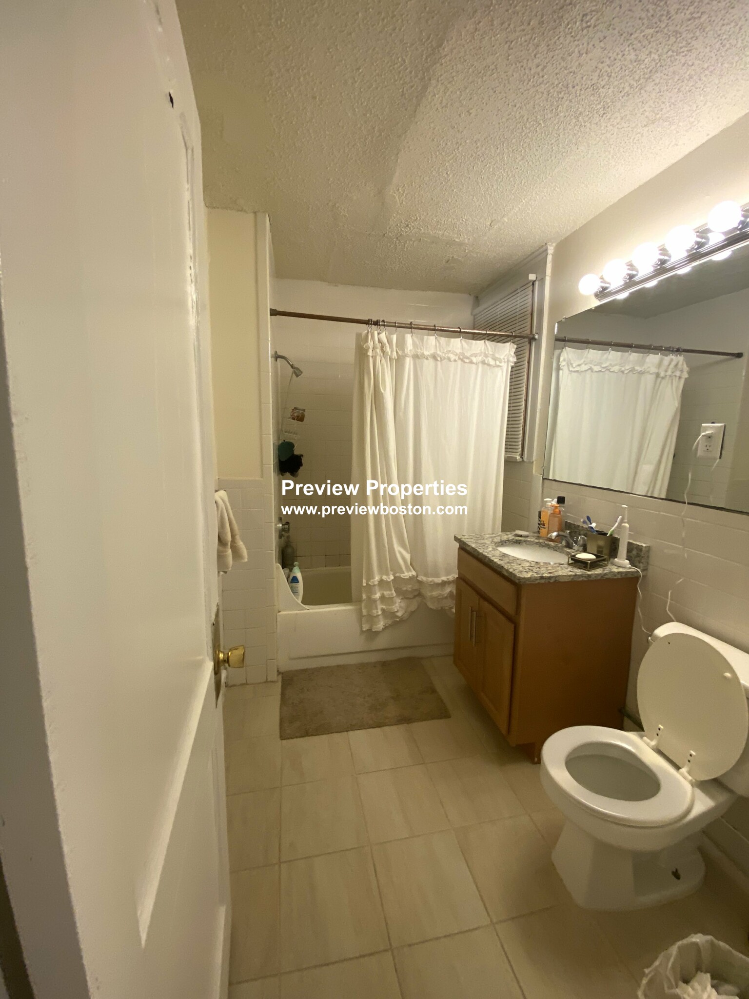 6 Barrows St, Allston