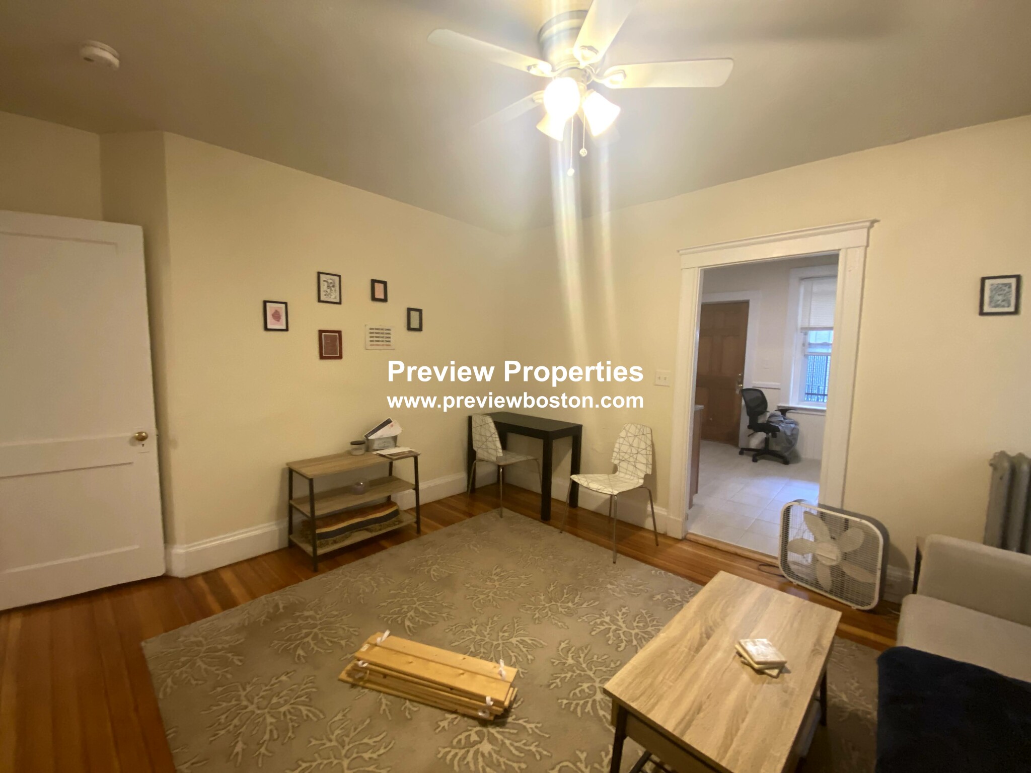 6 Barrows St, Allston