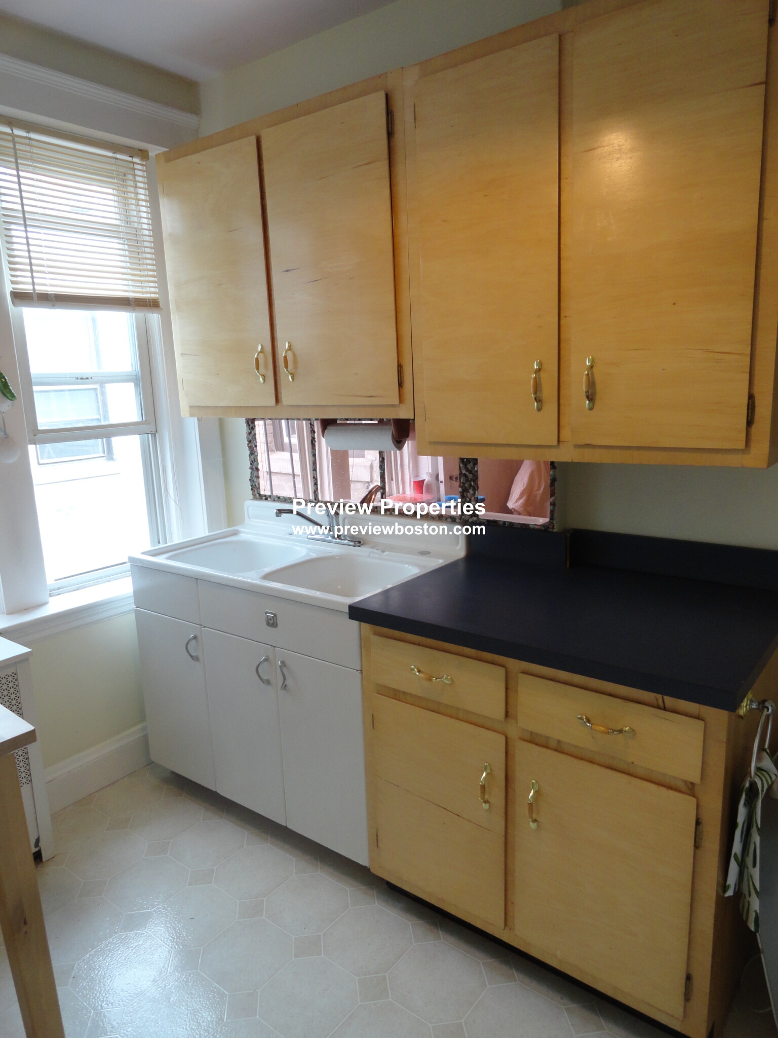 1 bed, 1 bath apartment for rent at 2039 Commonwealth Ave Unit 16, Brighton — photo 12 of 13