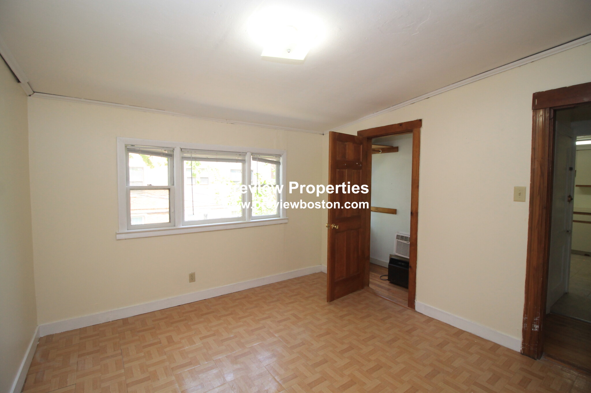 258 Chestnut Hill Ave, Brighton