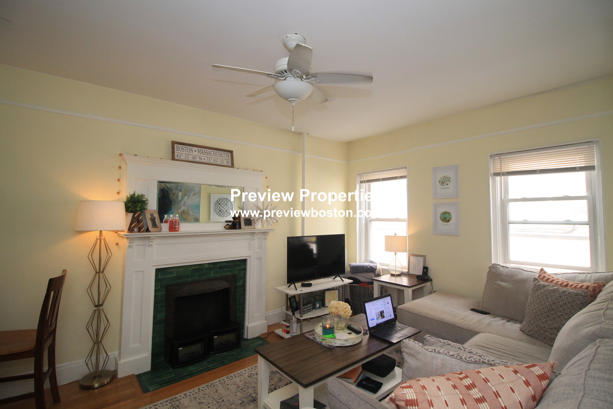 2 bed, 1 bath apartment for rent at 1307 Commonwealth Ave Unit 4, Brighton — photo 2 of 15