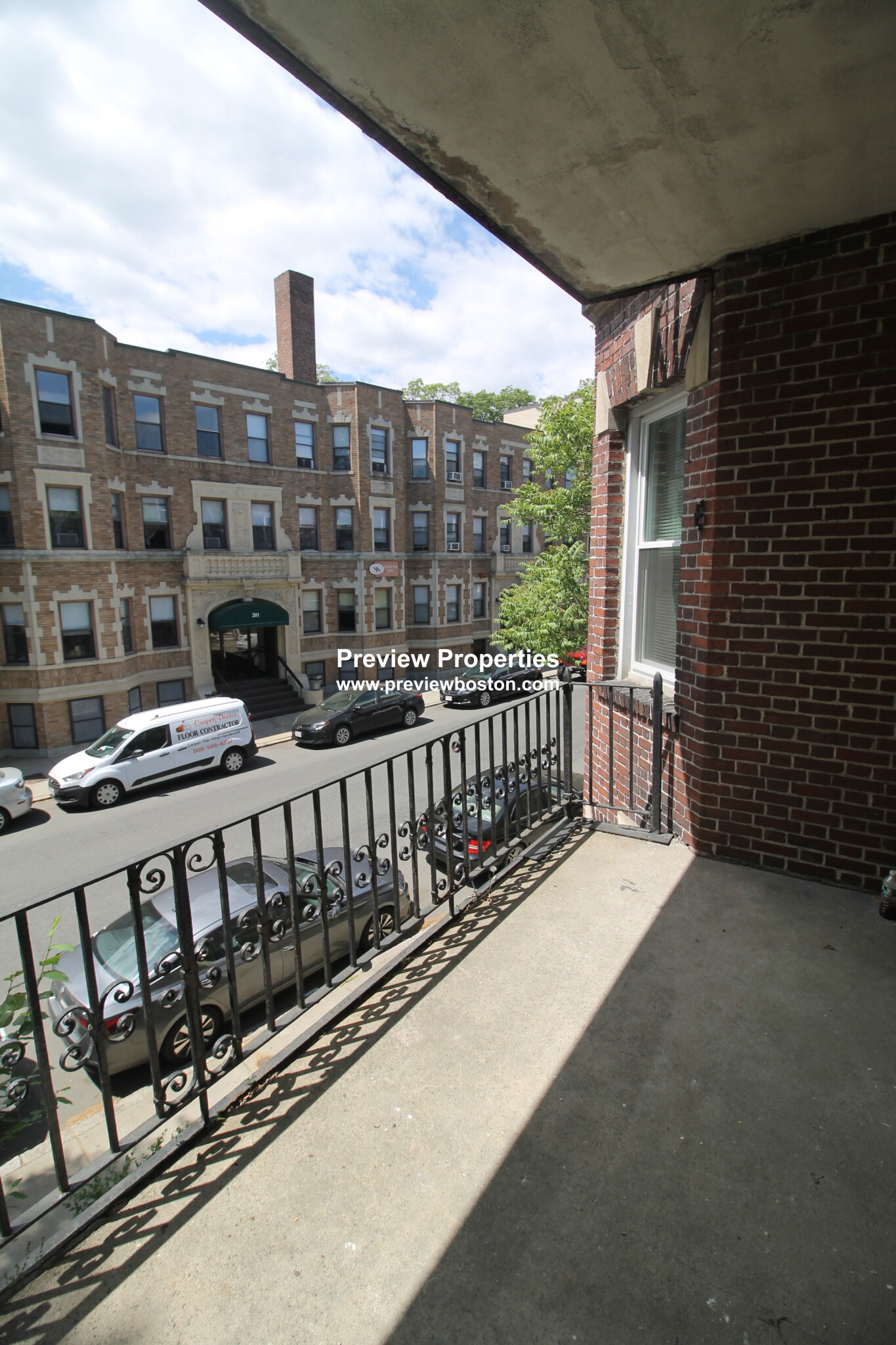 194 Kelton St, Allston