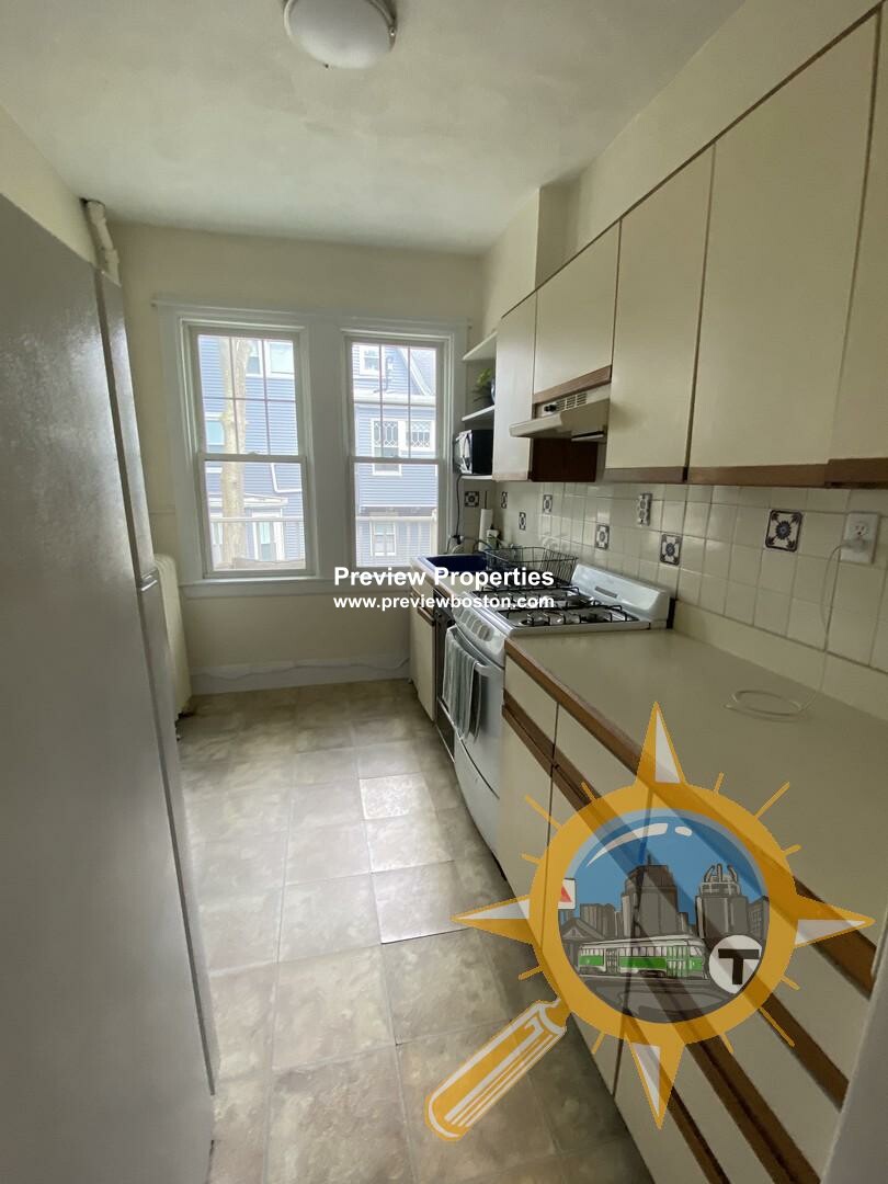 15 Braemore Rd, Brighton