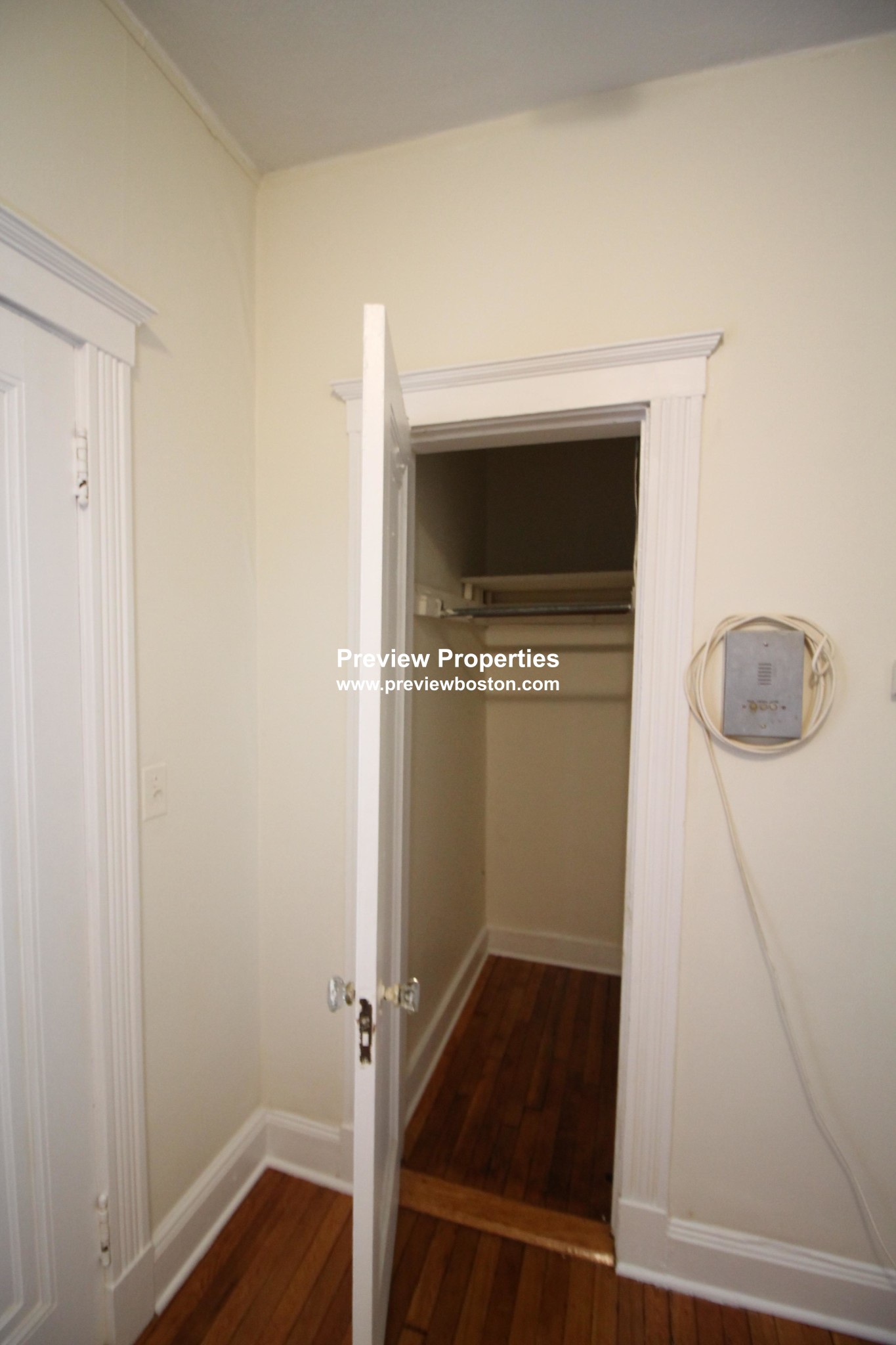 1810 Commonwealth Ave, Brighton