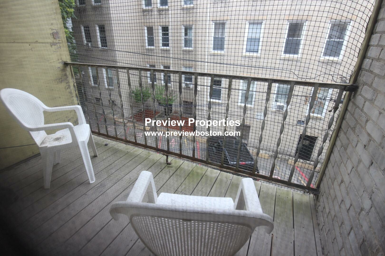 10 Melvin Ave, Brighton