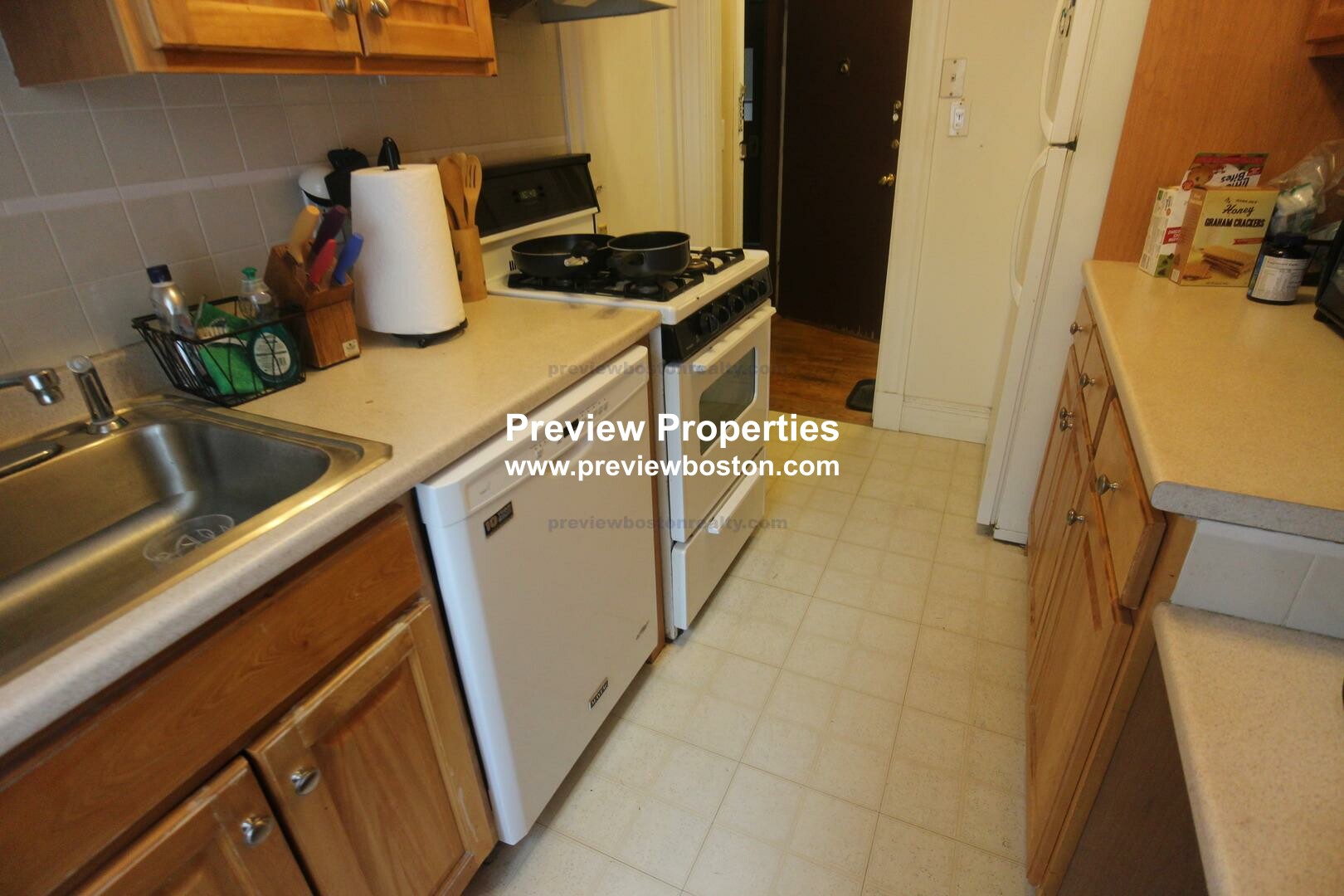 10 Melvin Ave, Brighton