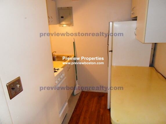 153 Brighton Ave, Allston